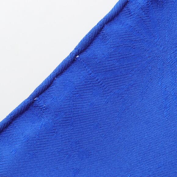 HERMES White Silk Scarf - Picture 5 of 5